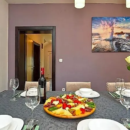 2019 Hotel Poreč